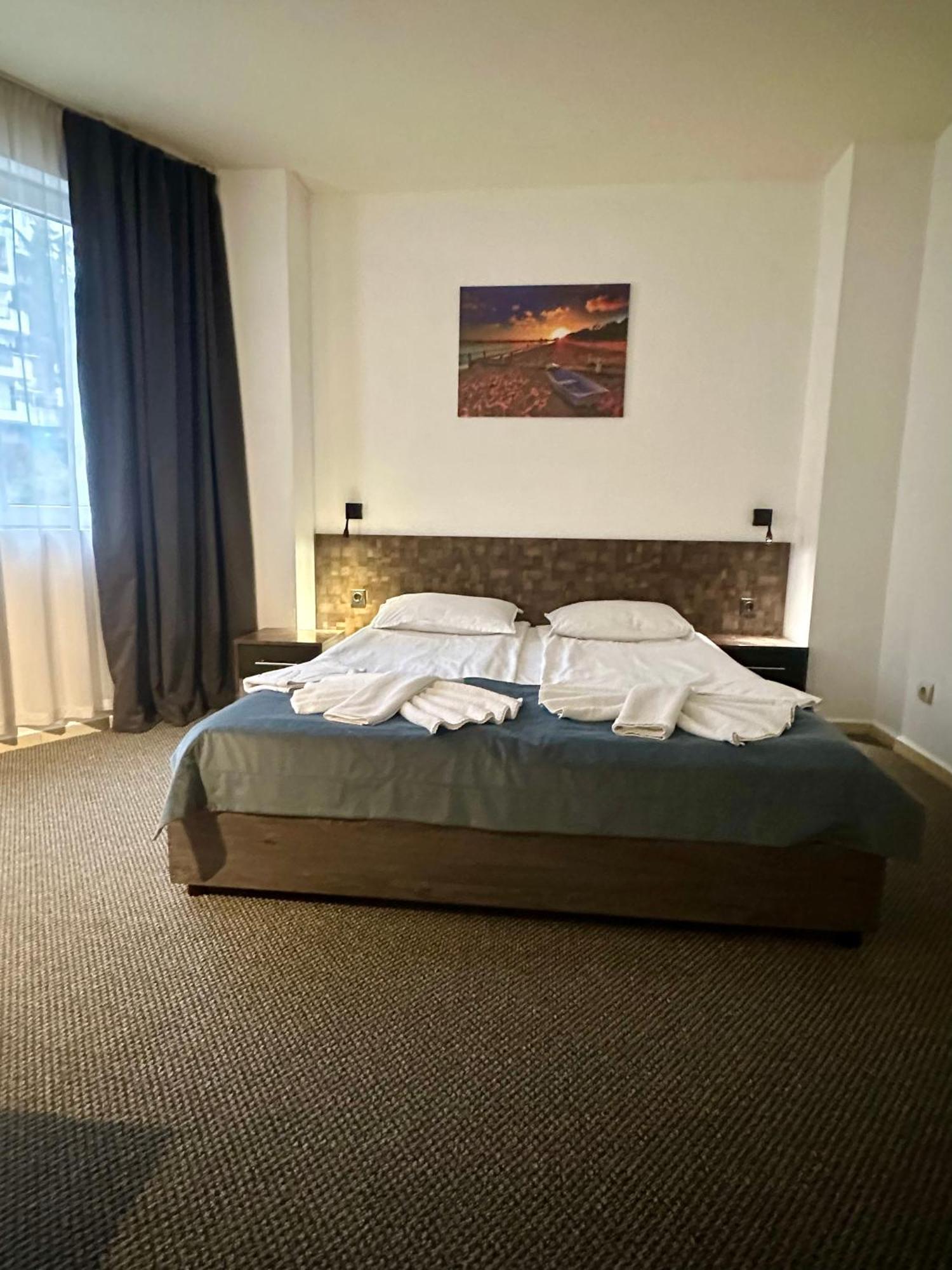 Brilliance Hotel Várna Kültér fotó