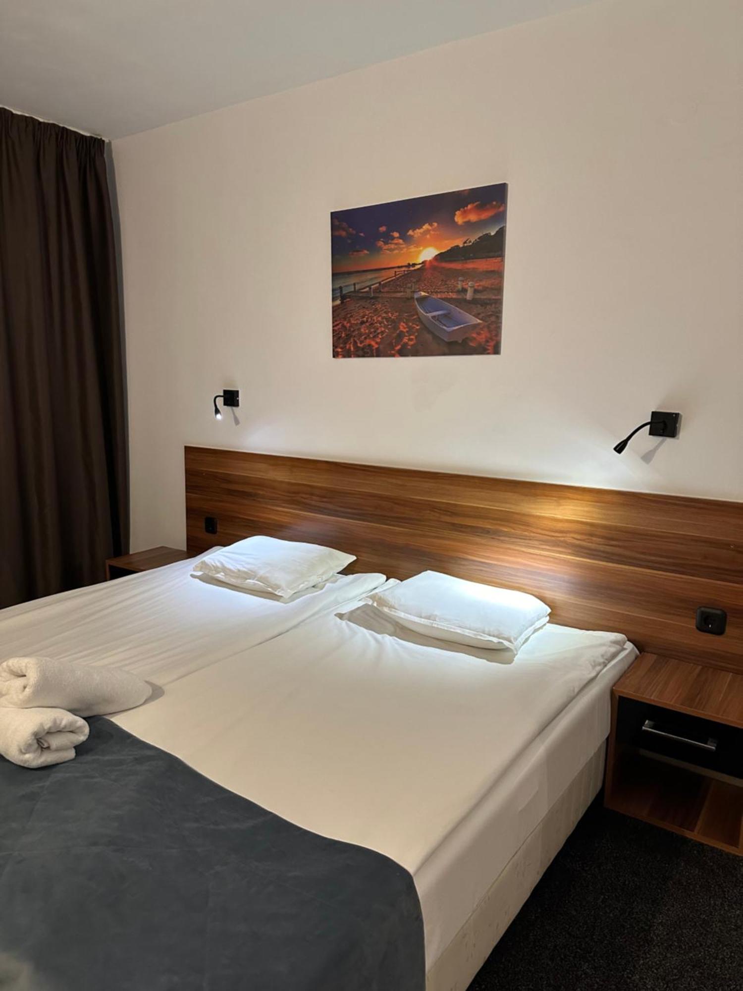 Brilliance Hotel Várna Kültér fotó