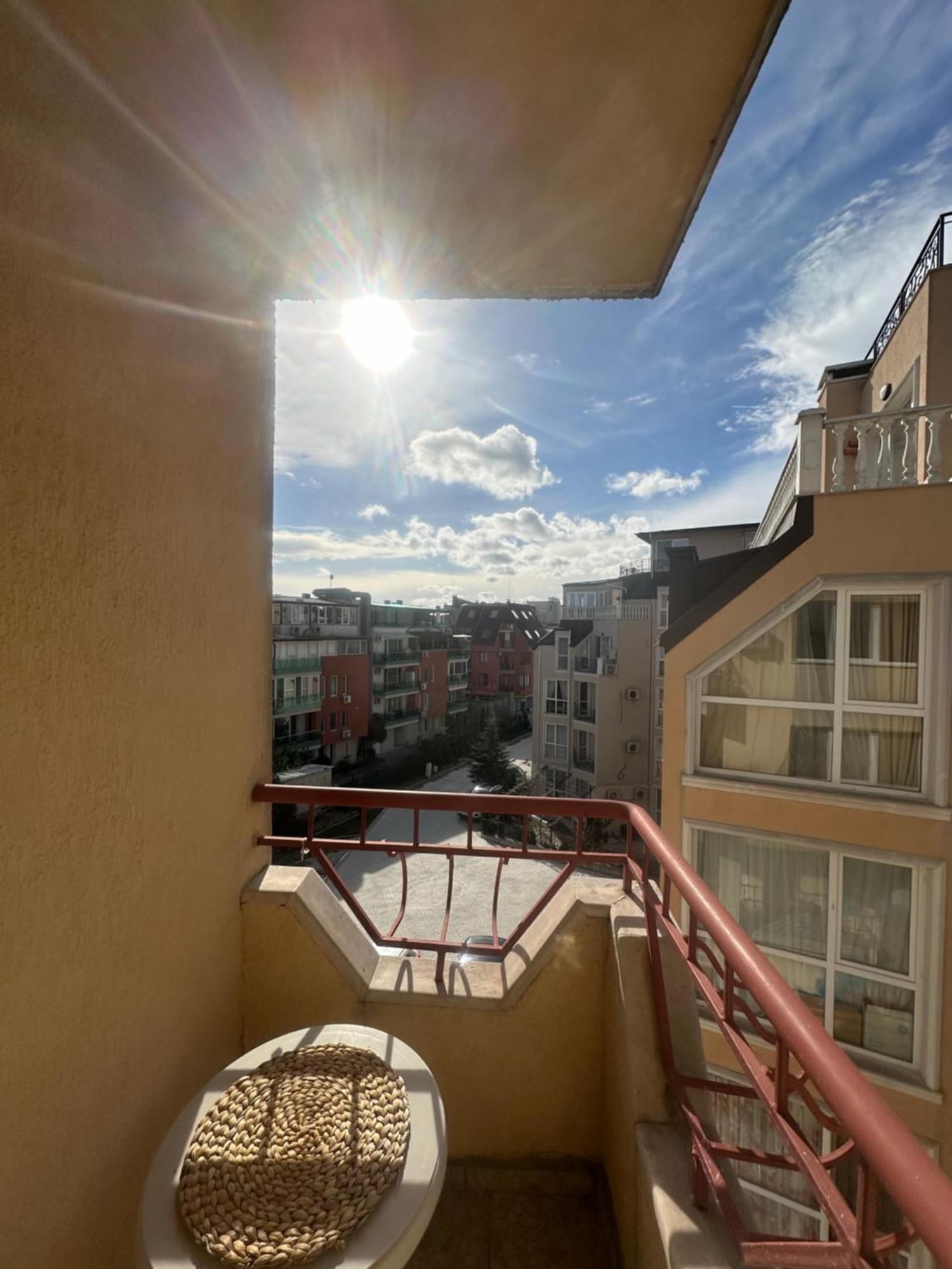 Brilliance Hotel Várna Szoba fotó