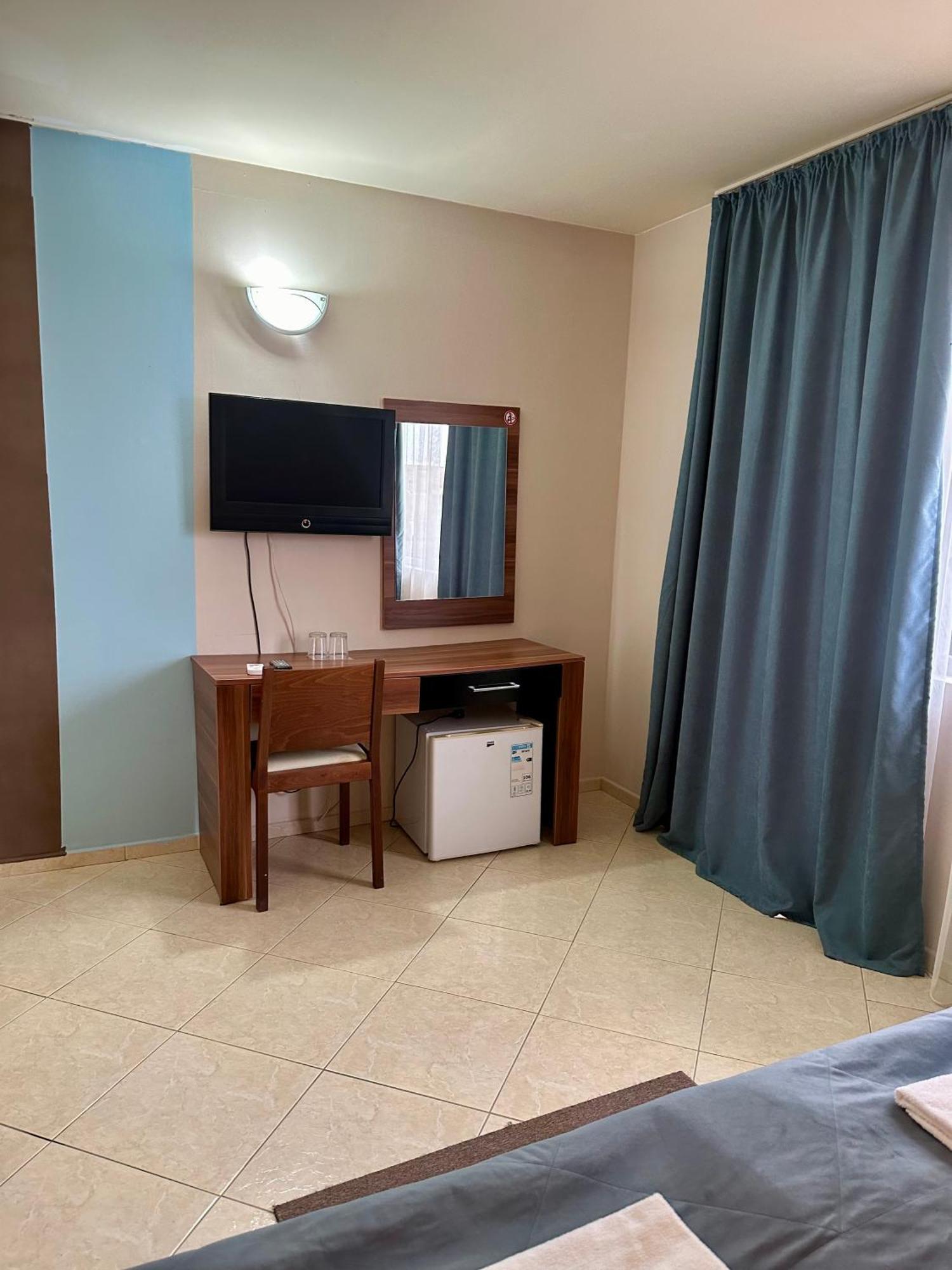 Brilliance Hotel Várna Kültér fotó