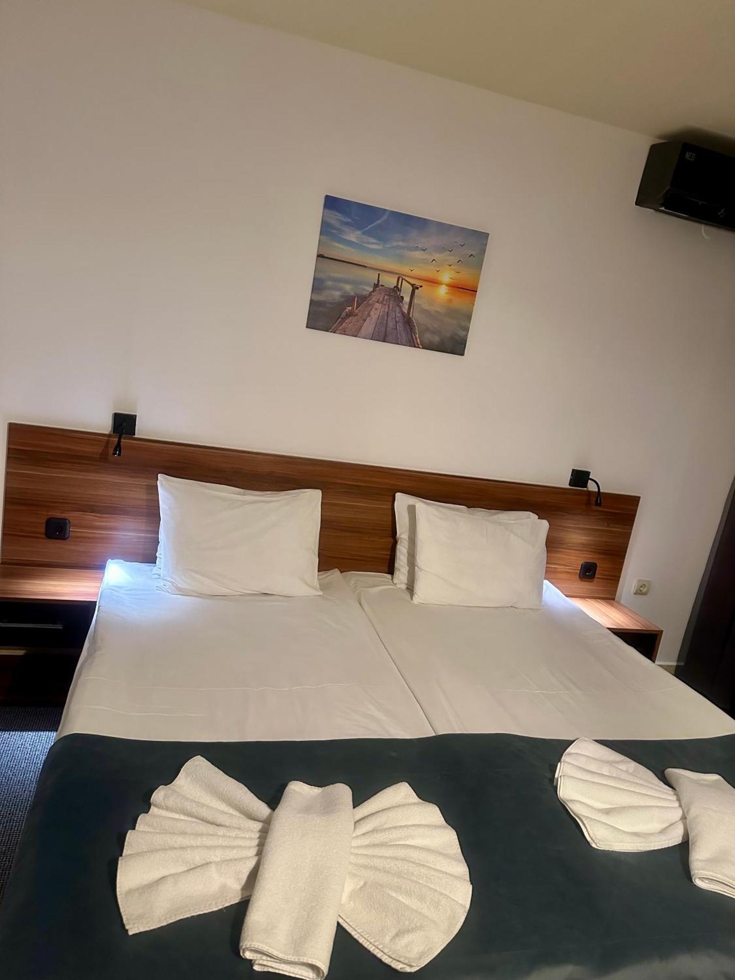 Brilliance Hotel Várna Kültér fotó