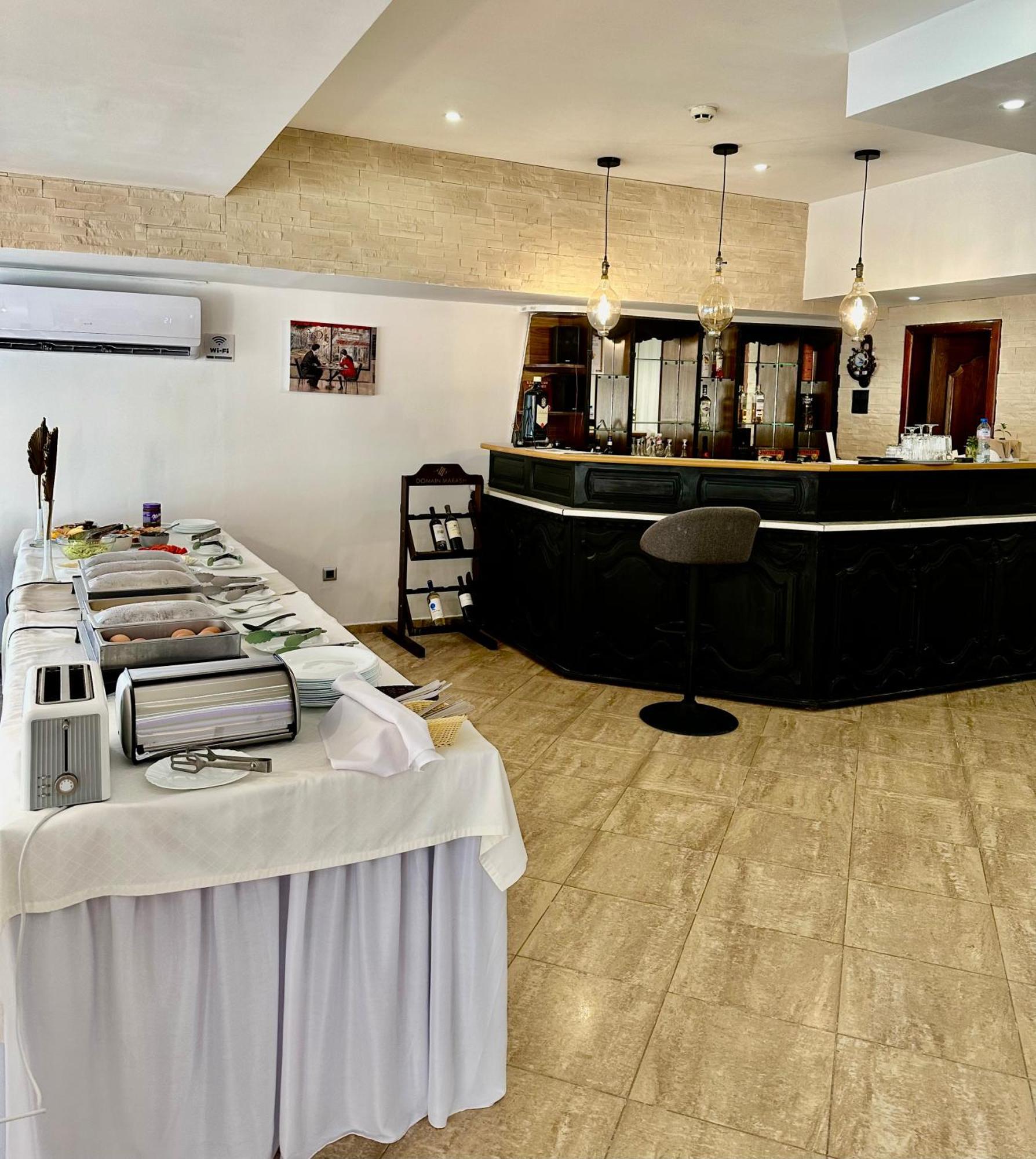 Brilliance Hotel Várna Kültér fotó